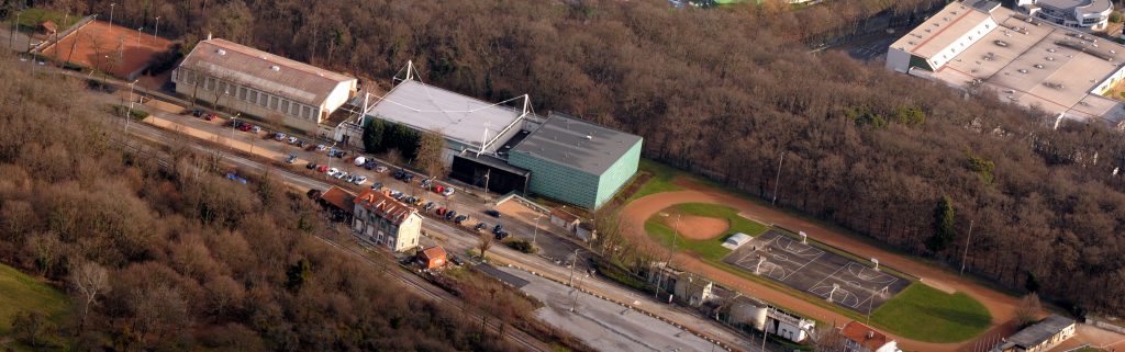 Complexe sportif 1